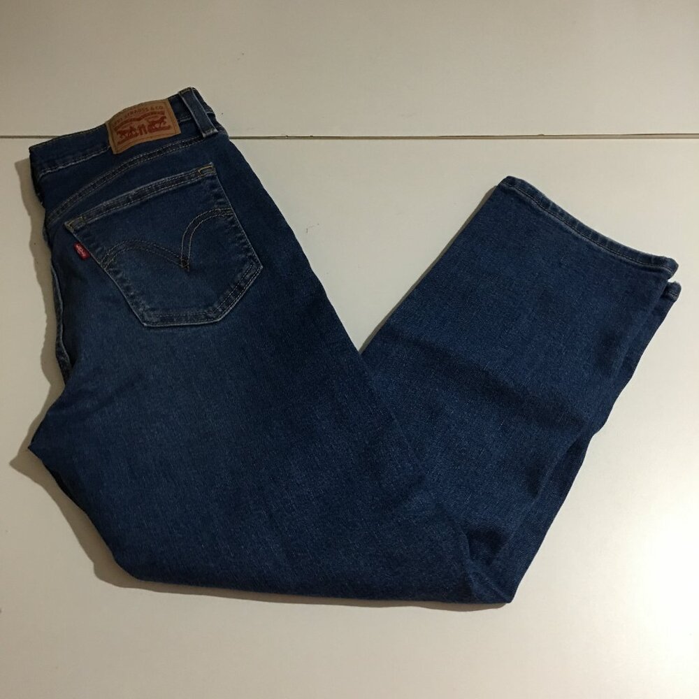 Levi's Women's Wedgie Straight Leg Jeans